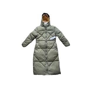 Nicole Miller New York quilted puffer jacket with a gold metallic Hood Sz Small